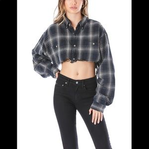 🚨LF BLOWOUT SALE!! 🚨 Vintage Crop Flannels, O/S